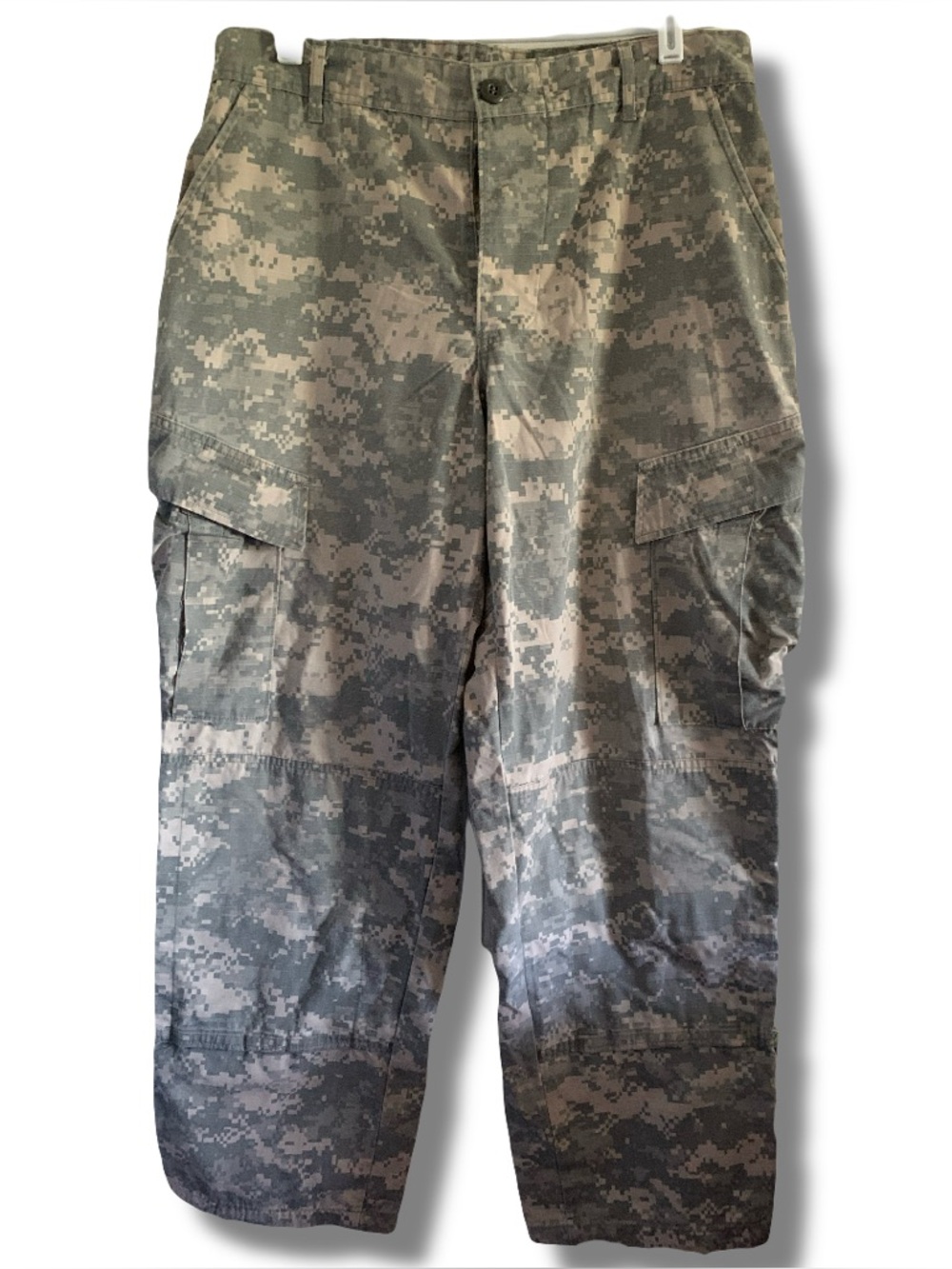 US Army ACU Digital Camo Pants Size Medium (Short)